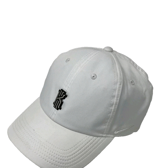 NIKE 2017 Adult Heritage 86 Kyrie Irving Adjustable Cap/Hat-White AA3926-100